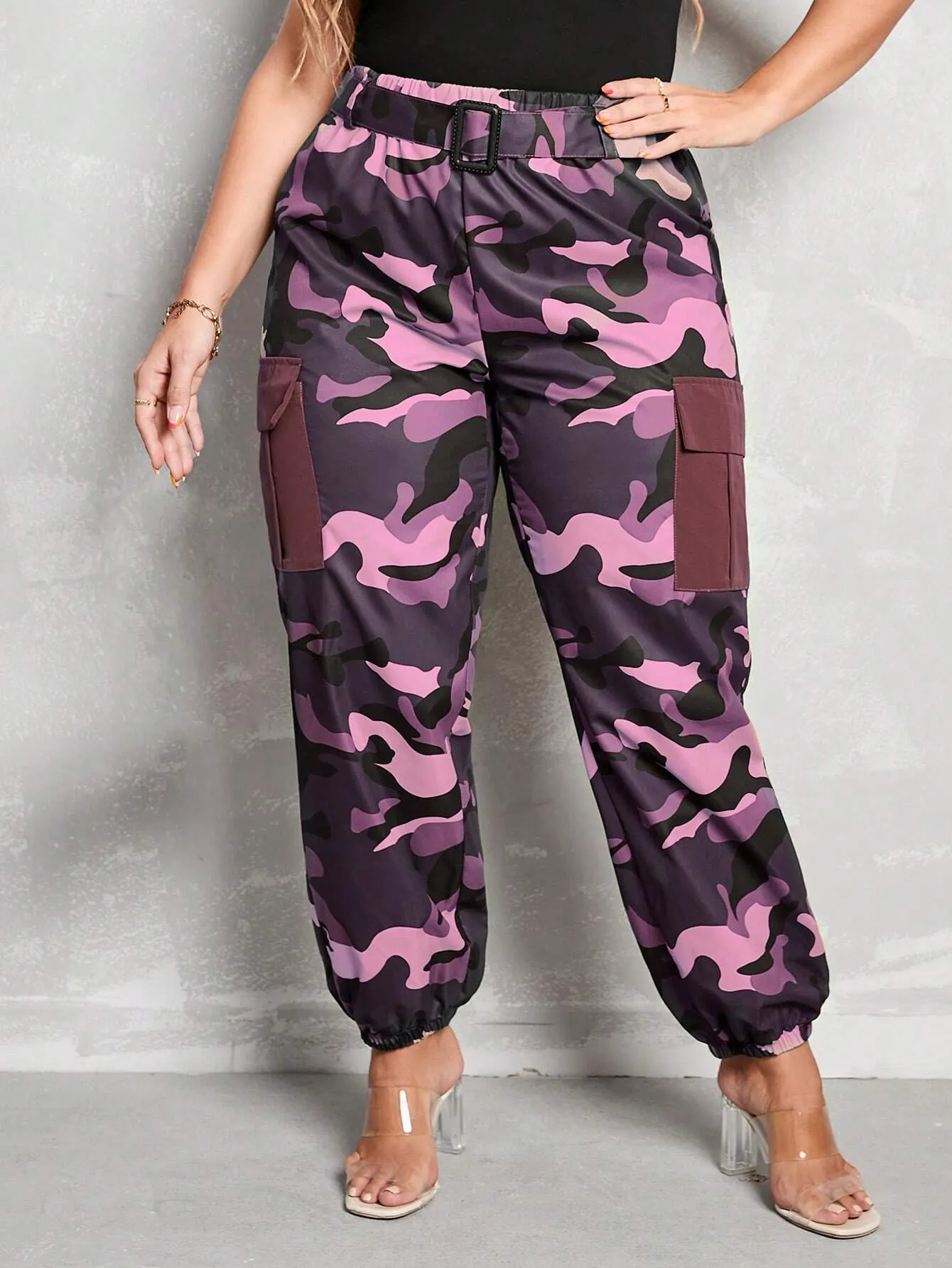 Camo Print Flap Pocket Cargo Pants