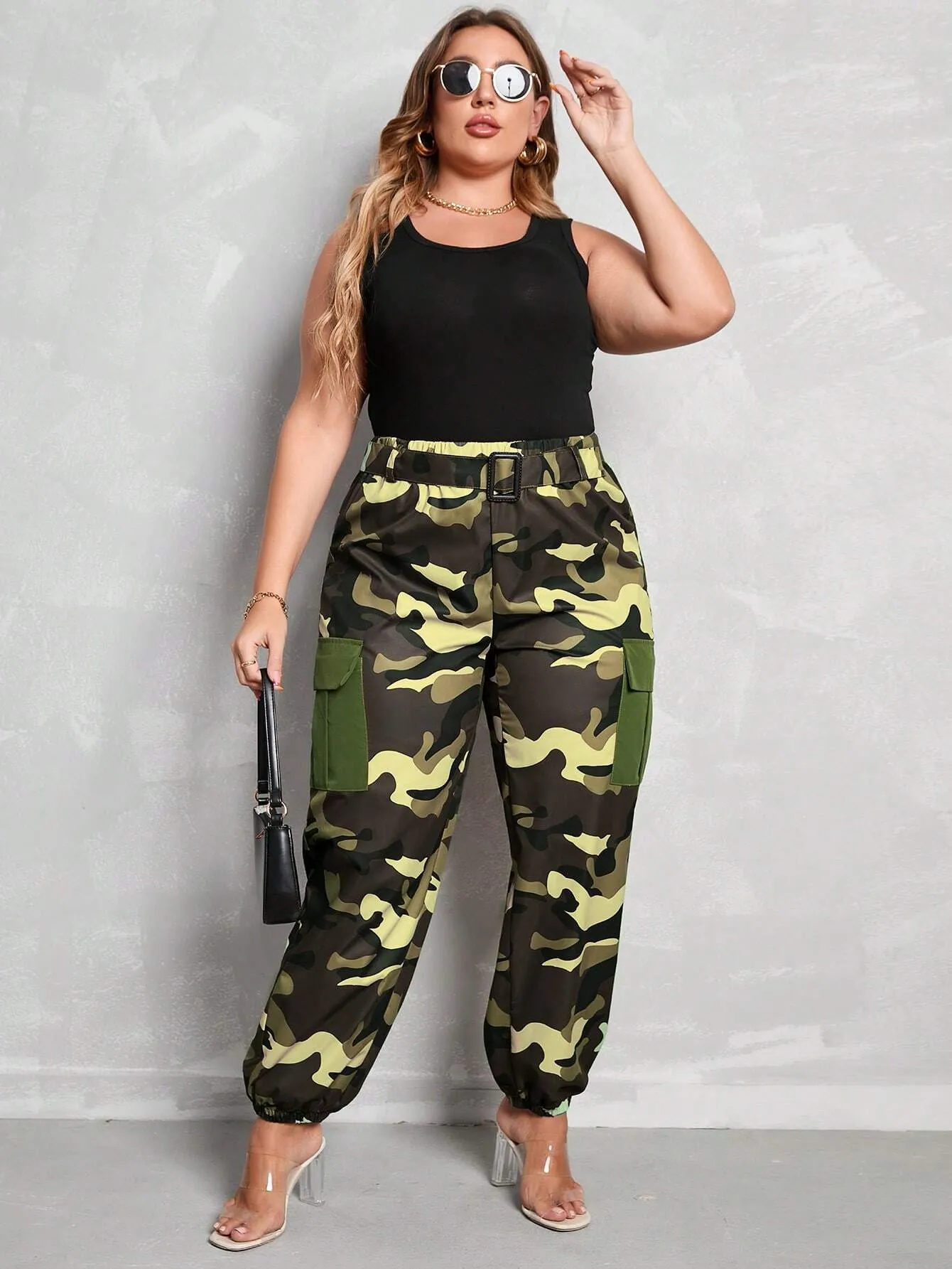 Camo Print Flap Pocket Cargo Pants