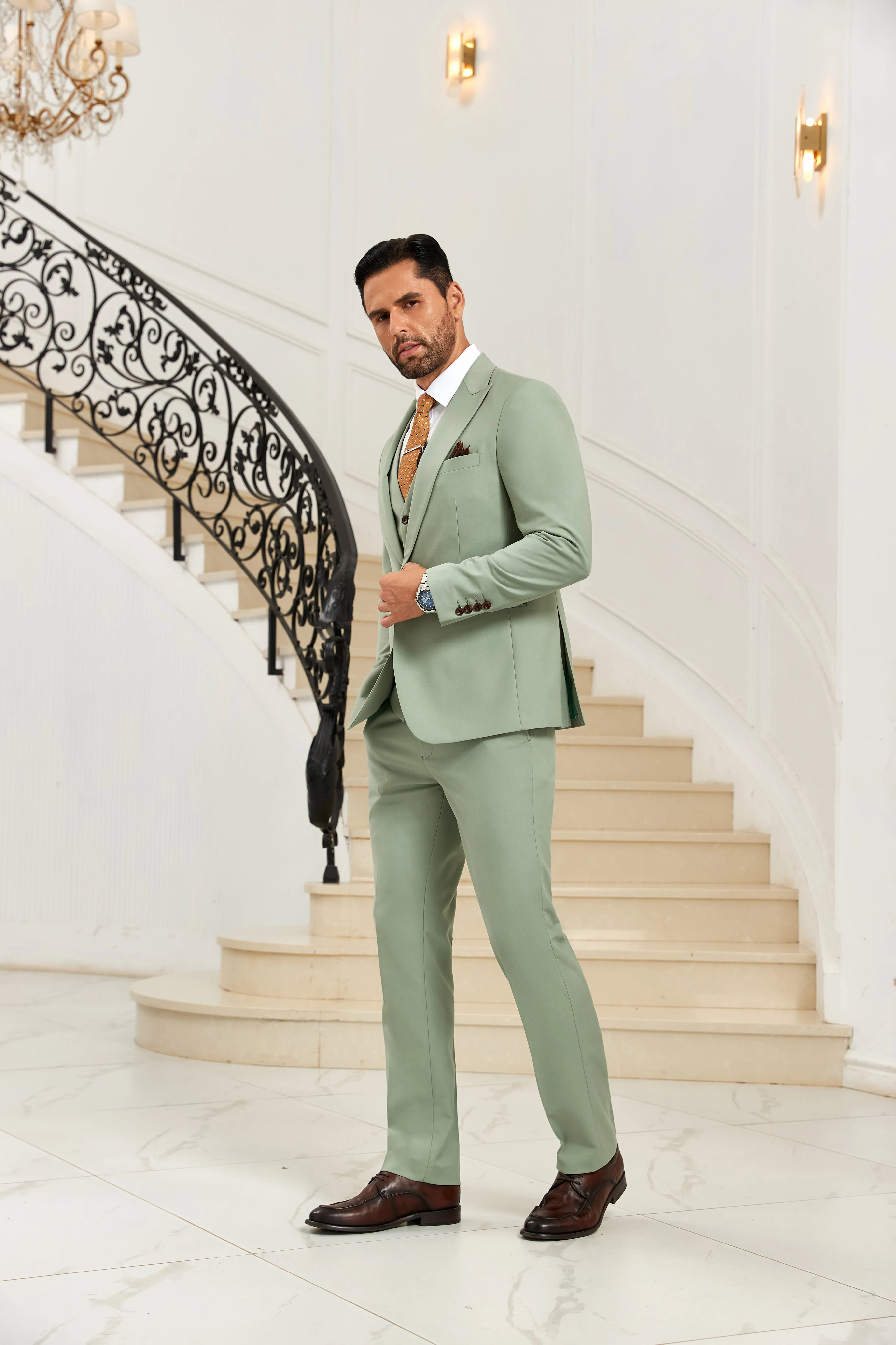 Elegant Modern Peak Lapel 3 Pieces Men Suits 2589