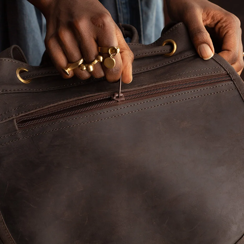 Pull-up Leather Moshi Backpack