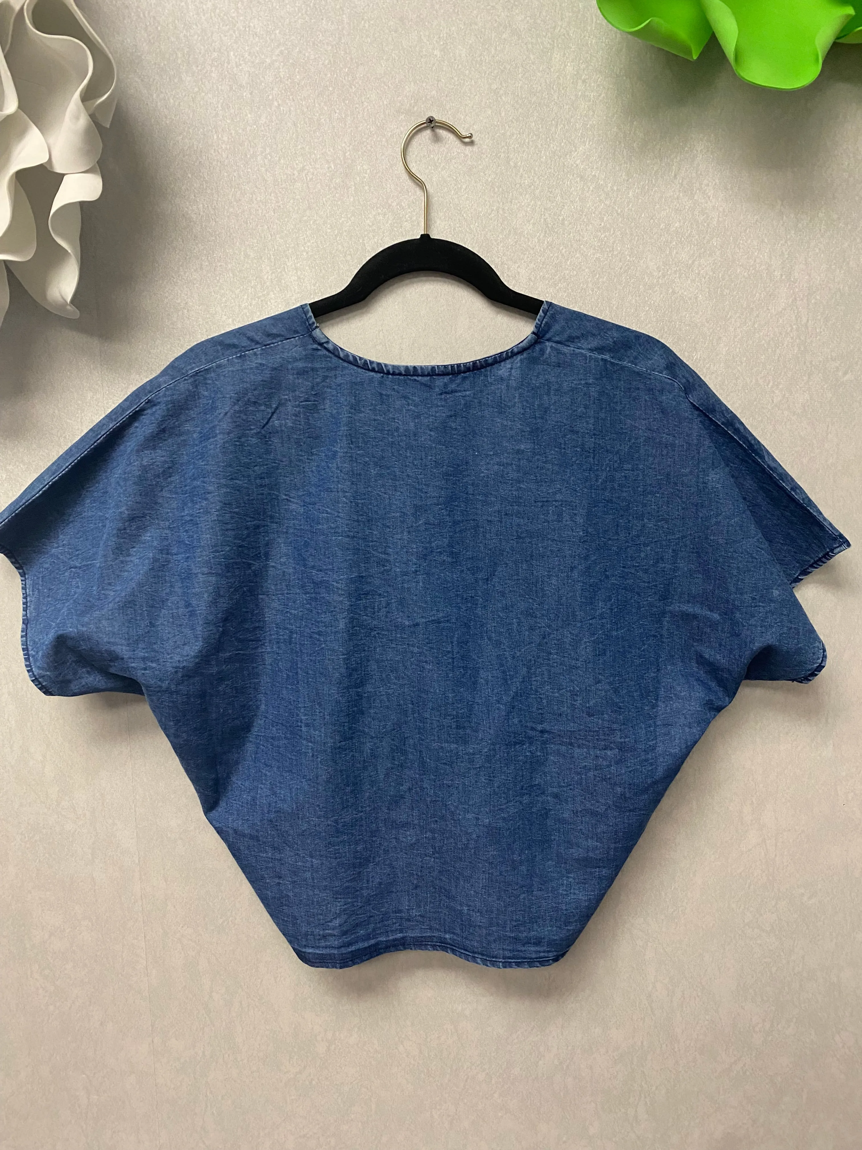 Sim & Sam Cropped  Short Sleeve  Tie up Top  blue -NWT- Size M