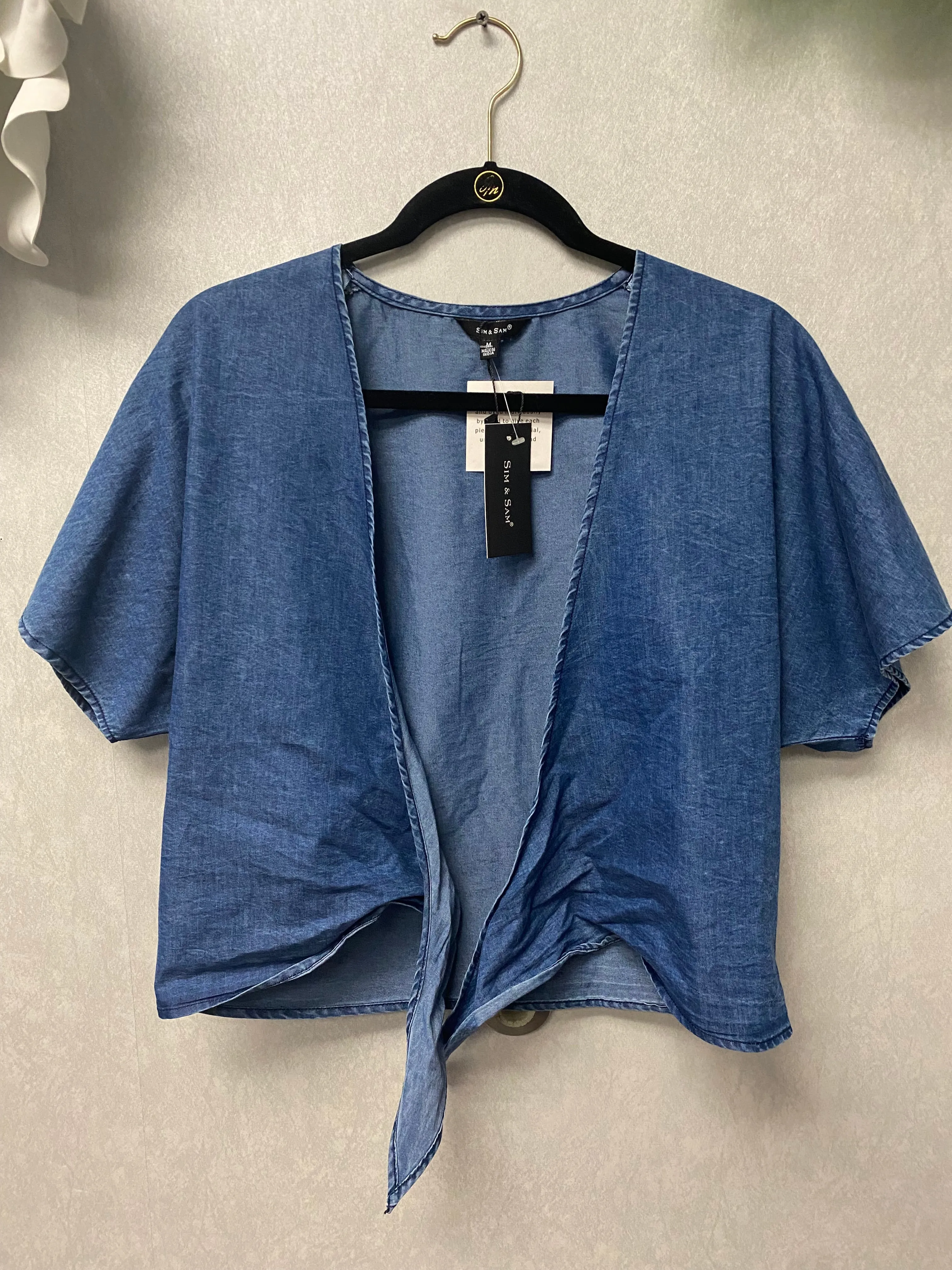 Sim & Sam Cropped  Short Sleeve  Tie up Top  blue -NWT- Size M