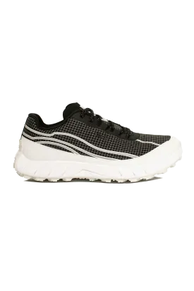 The 002 W BLK/RIPSTOP