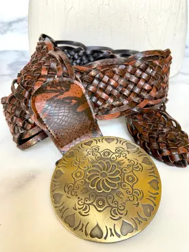 Vintage brown leather belt