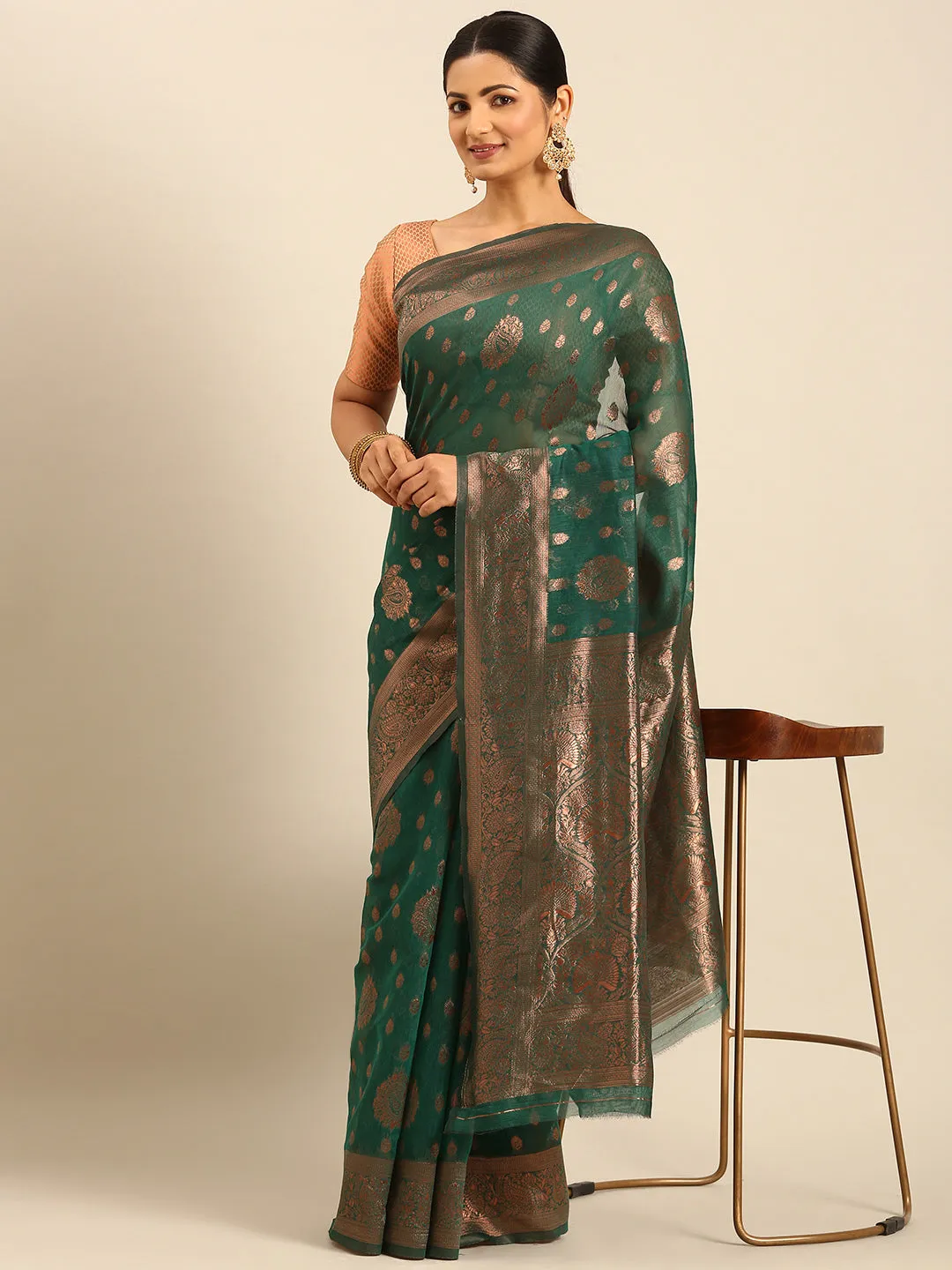 Women Green Cotton Saree With Un Stitched Blouse