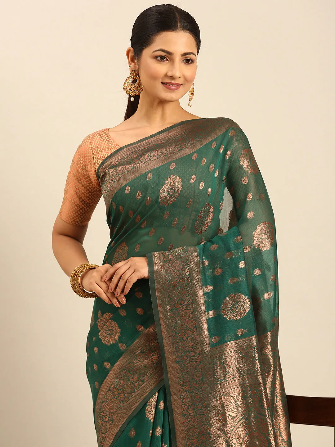 Women Green Cotton Saree With Un Stitched Blouse