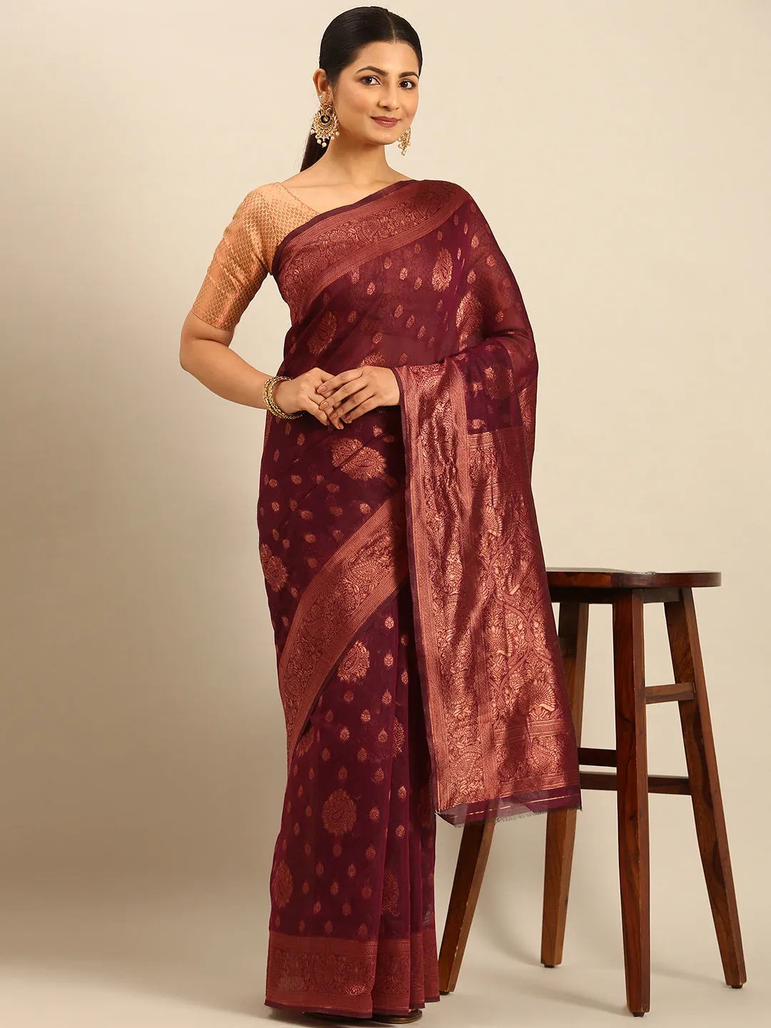 Women Wine Cotton Saree With Un Stitched Blouse